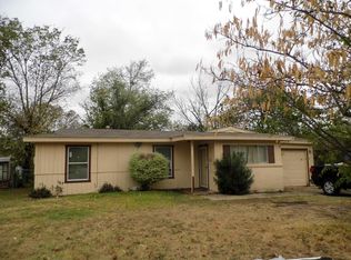 2332 Felder Ln, Fort Worth, TX 76112