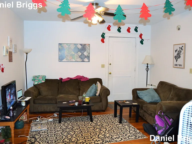 23 Egremont Rd #3 — Photo 1