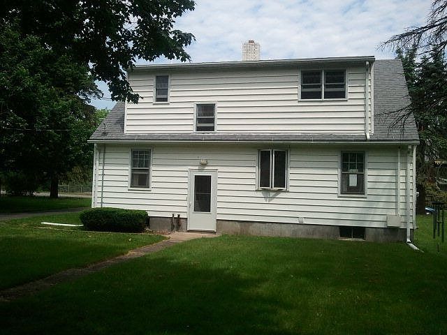 2nd image of 6454 Milan Rd