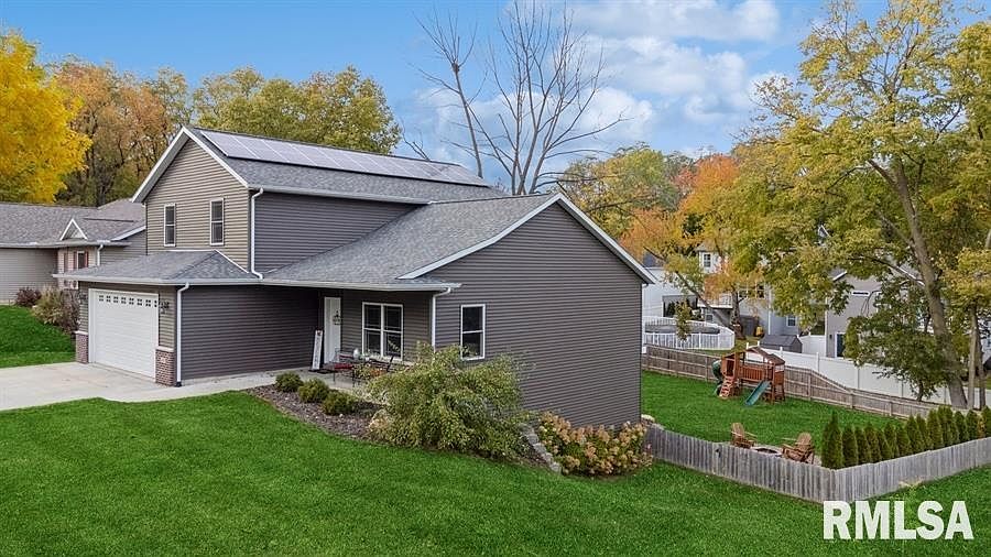 501 May St, Le Claire, IA 52753 MLS QC4247700 Zillow