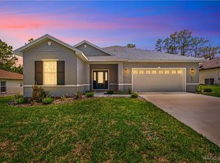 552 W Hummingbird Dr, Citrus Springs, FL 34434