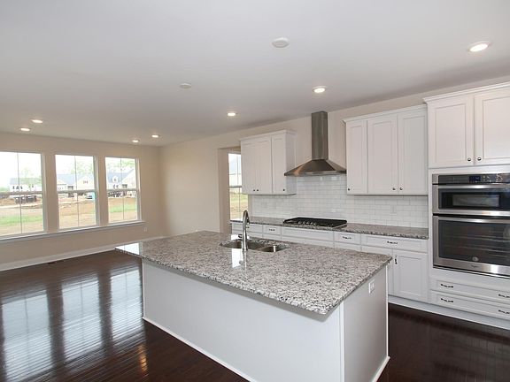 The Ash Lawn G Kitchen