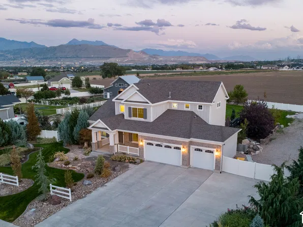 3371 W Oxfordshire Dr, Bluffdale, UT 84065