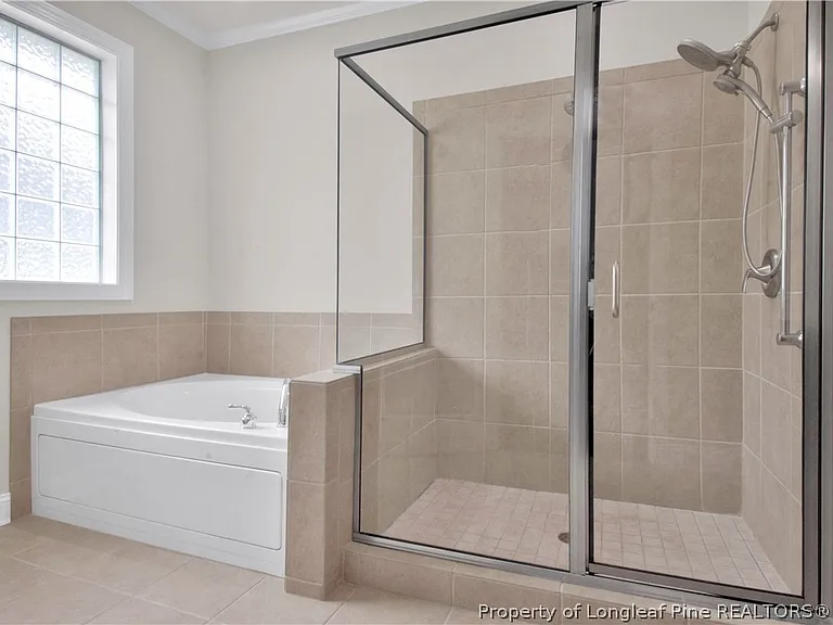 1908 Harcourt Cir #201 — Photo 24