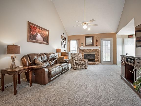 5th image of 10003 Brighton Springs Ct