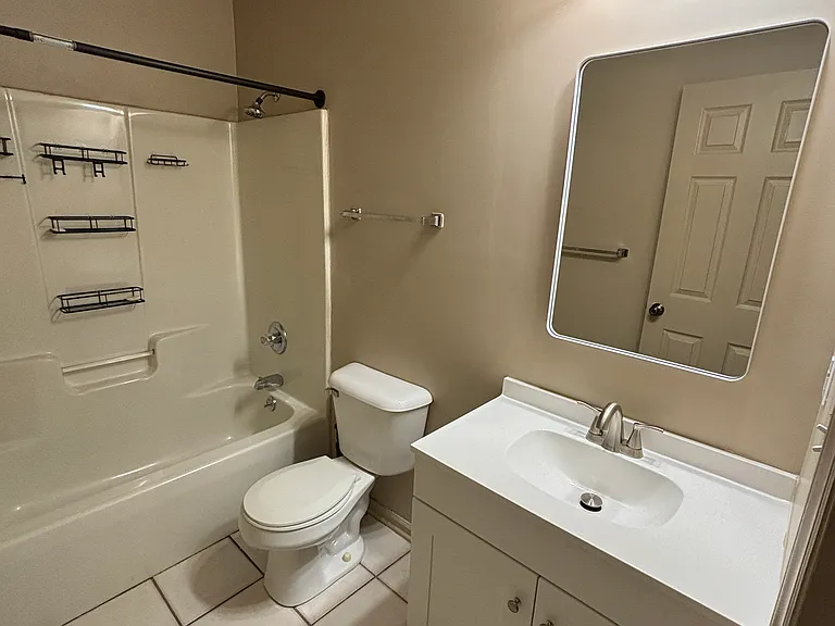 2829 Bobwhite Cir #A — Photo 14