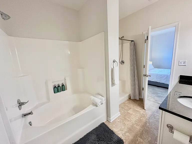 456 N Oceana Blvd — Photo 7