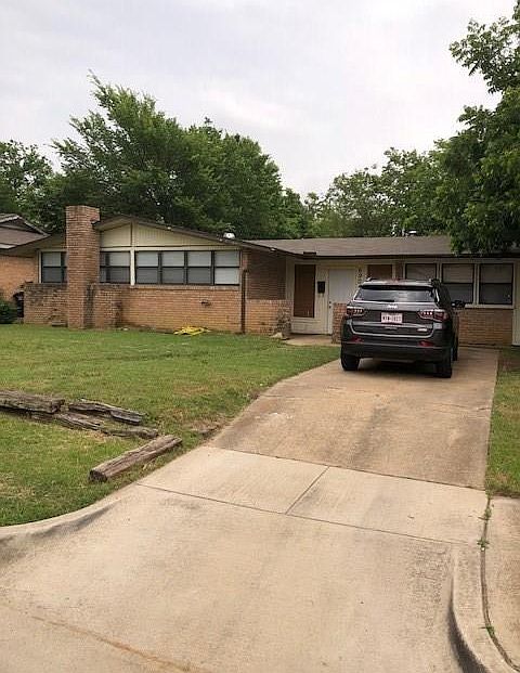 1st image of 6904 Greenlee St
