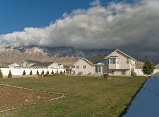 3963 N 2800 W, Farr West, UT 84404