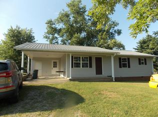 307 Curtis Rd, Tellico Plains, TN 37385