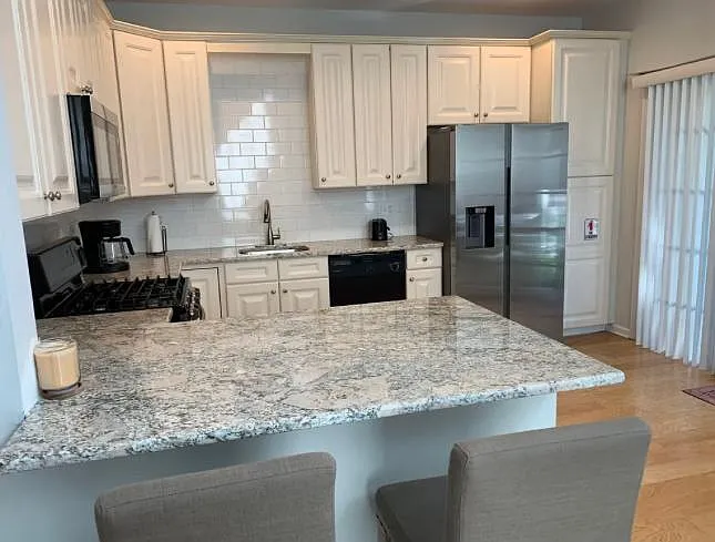 606 Turnberry Ct — Photo 18