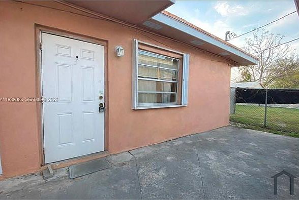 1st image of 520 SW 6th Ave #B
