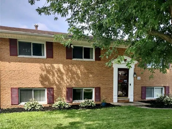 410 Shrewsbury St, Holland, OH 43528