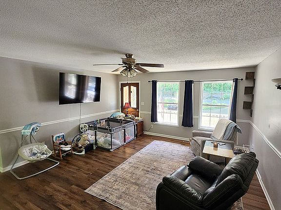 2nd image of 859 Old Linwood Rd