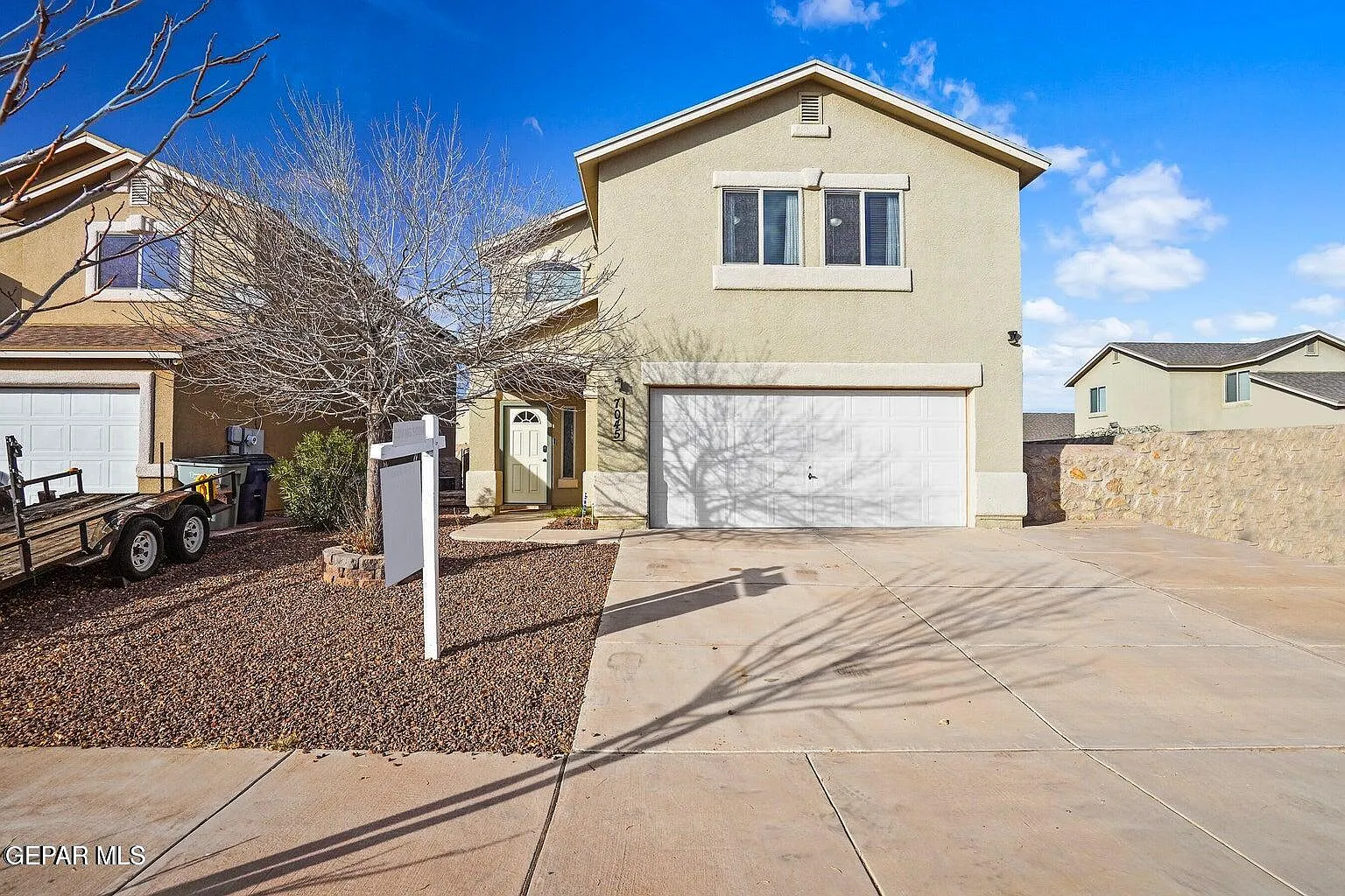 4 bed, 2.5 bath, 1799 sqft, $1,800 — Photo 1