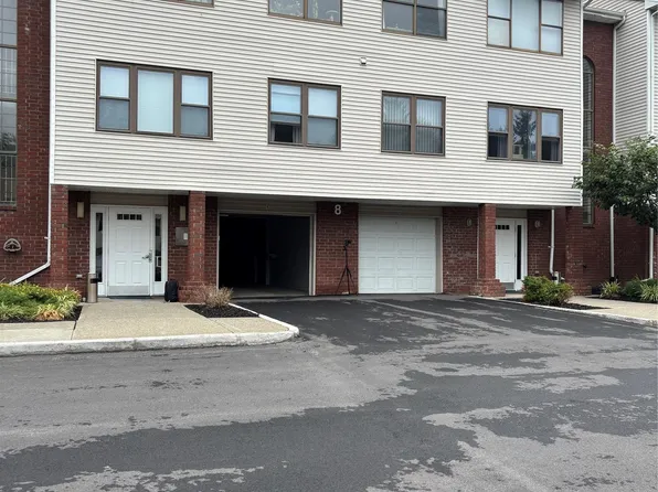 181 Deer Ct Drive, Middletown, NY 10940