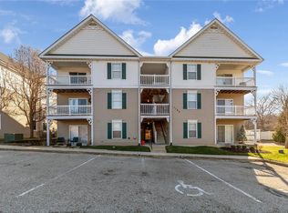 1149 Arbor Creek Dr APT 1C, Saint Louis, MO 63122