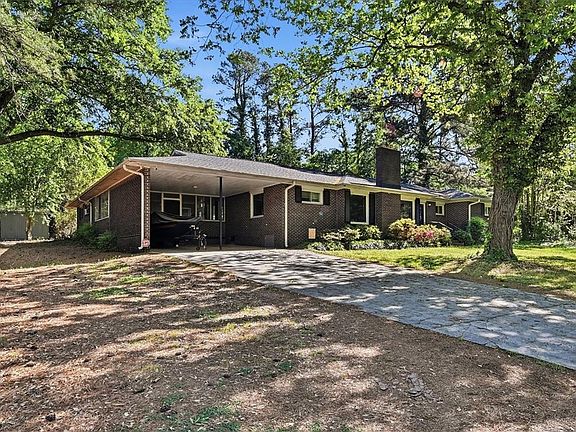 4th image of 504 Jeb Stuart Ave