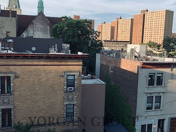 3rd image of 90 Edgecombe Ave APT 53