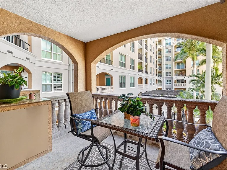 2825 Palm Beach Blvd #215 — Photo 22