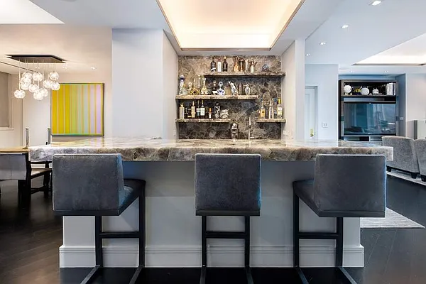 Sold by Sotheby's International Realty | media 17