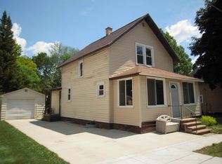 310 N Oakland Ave, Oconto Falls, WI 54154