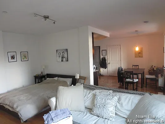 Rented by Noam T Elia, LREB | media 9