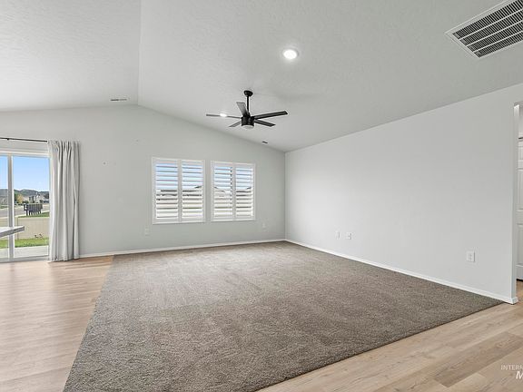 3rd image of 19545 Newell Way