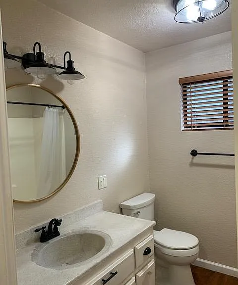 228 Earl Ave — Photo 10