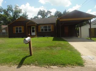 163 Mount Carmel Dr, Natchez, MS 39120