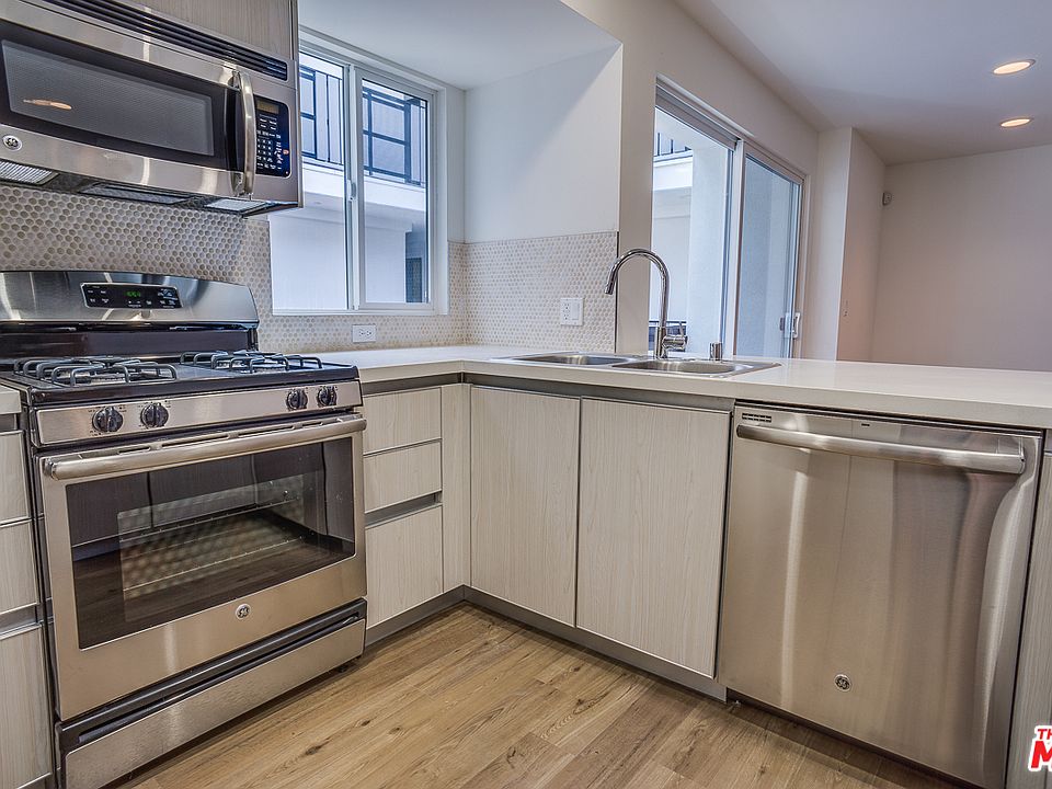 1st image of 1539 Beloit Ave APT 304
