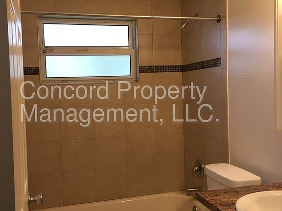 5th image of 728 Tequesta St APT 3