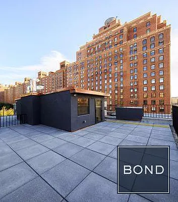 Rented by Bond New York | media 32