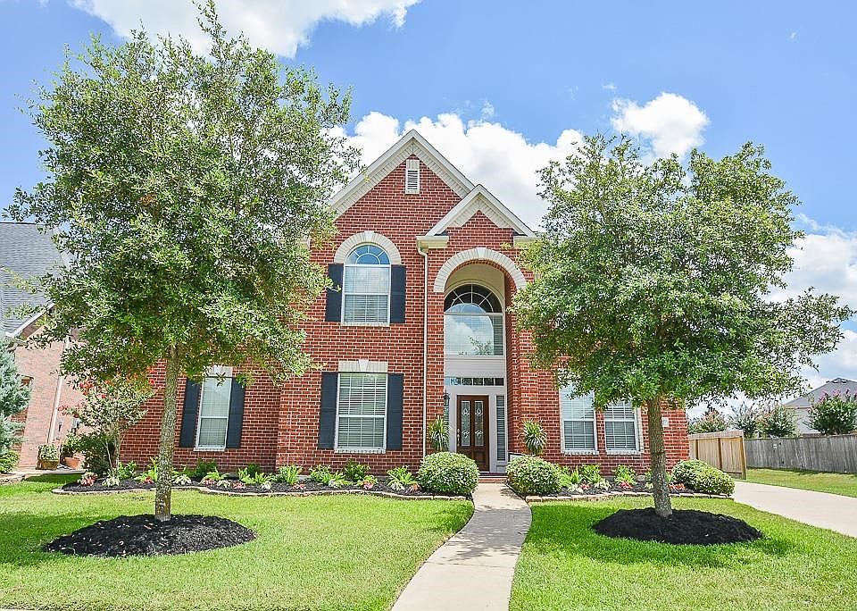 1st image of 19519 Plantation Orchard Ln