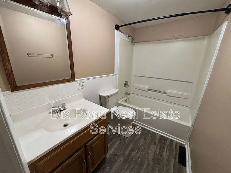 1109 Oxford State Rd — Photo 10