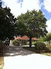 1st image of 212 Cimarron Dr