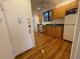 57 Clinton St