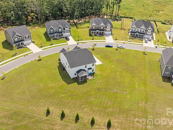 5th image of 1308 Ashe Meadow Dr