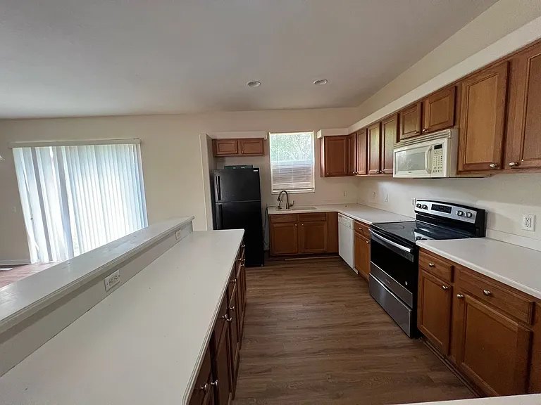 2585 Yuma Ave — Photo 8
