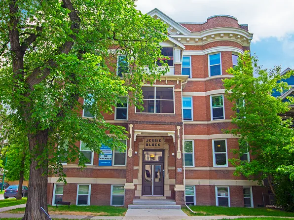 626 Jessie Ave #8, Winnipeg, MB R3M 1A4