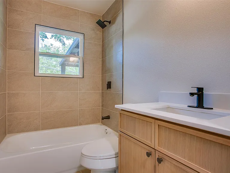 3407 La Verne Ave — Photo 12