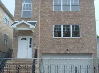 22 Wainwright St #1, Newark, NJ 07112