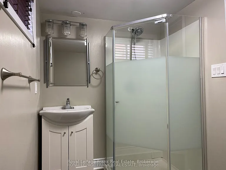 459 Colborne St E #BASEMENT — Photo 12
