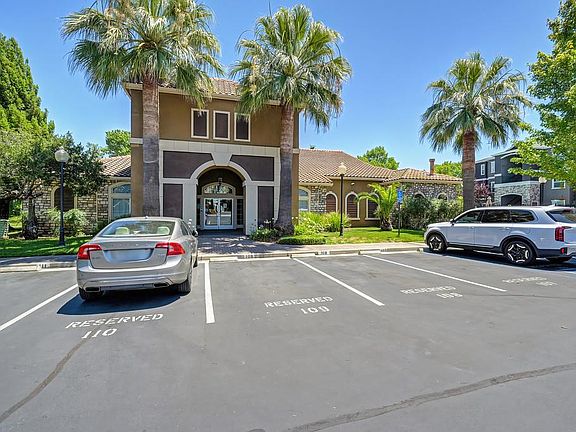 2nd image of 8434 Walerga Rd APT 136