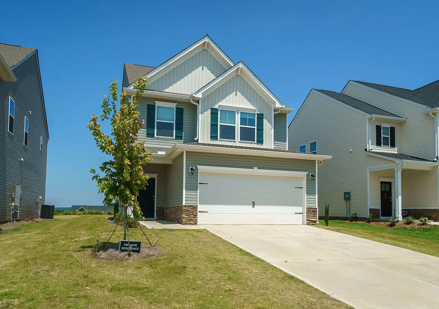 Beautiful 3-Bedroom Home For Rent In Graniteville, Sc Ask About One Month Free! — Photo 3