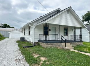316 N College Ave, Greencastle, IN 46135