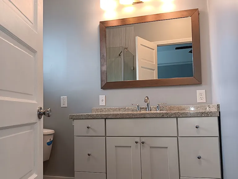 777 Elmira St #1 — Photo 4