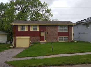 5312 S 114th St, Omaha, NE 68137