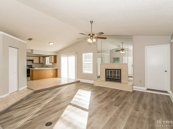 5th image of 1868 Sherwood Dr
