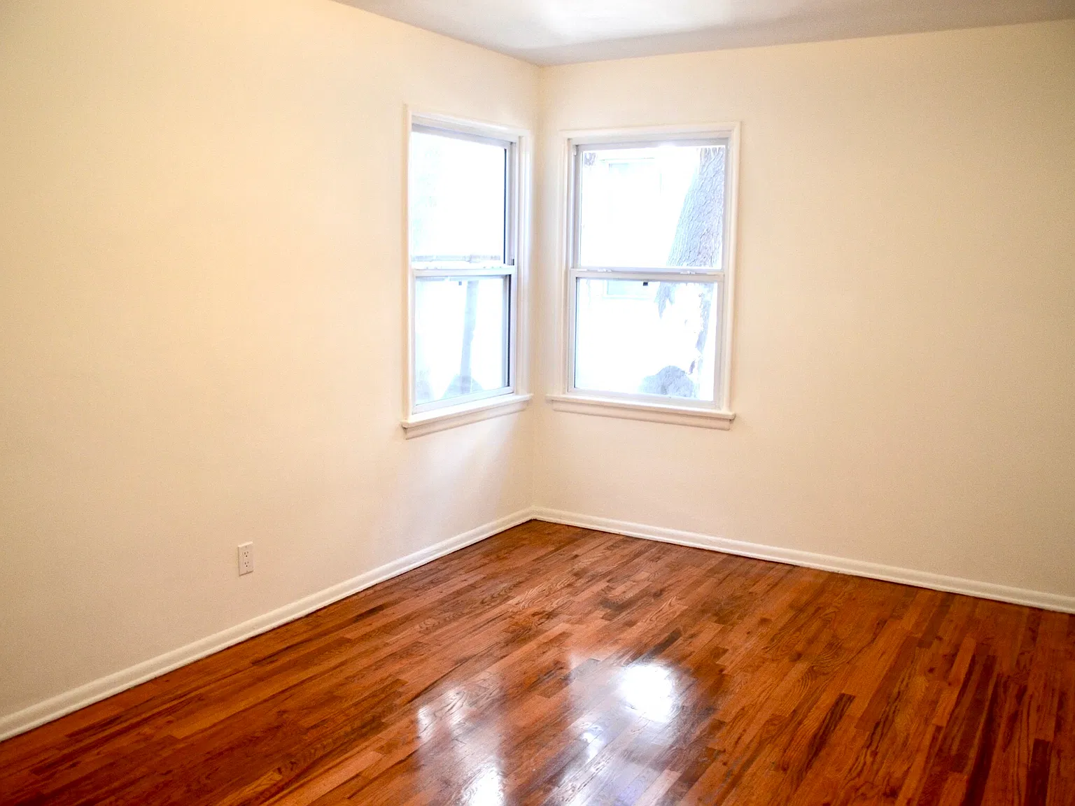 2 bed, 777 sqft, $2,550 — Photo 3